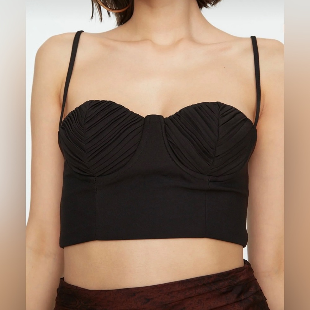 TRENDYOL BLACK CROP BUSTIER TOP NEW WITH TAG